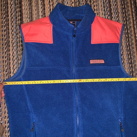 Vineyard Vines Fleece Vest - Men's Size Small - Picture 5 of 6